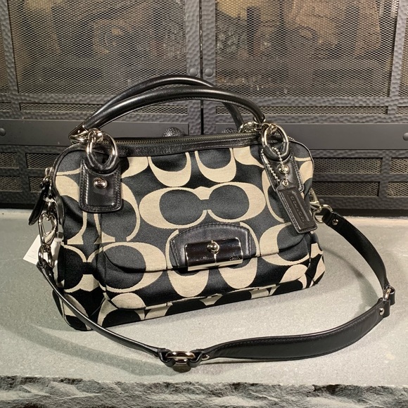 Coach Handbags - NWT Coach satchel